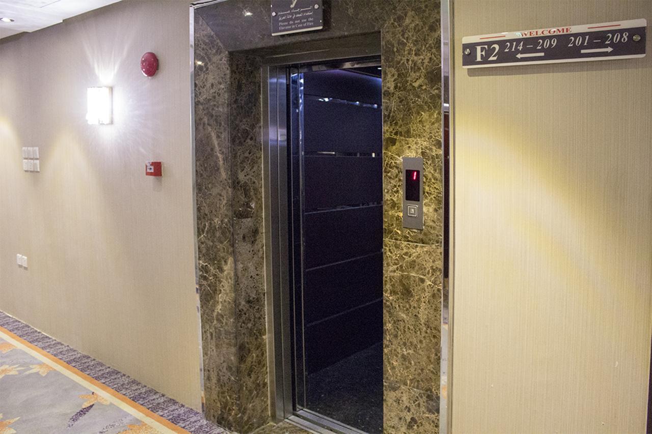 Merfal Royal New Rijád Kültér fotó